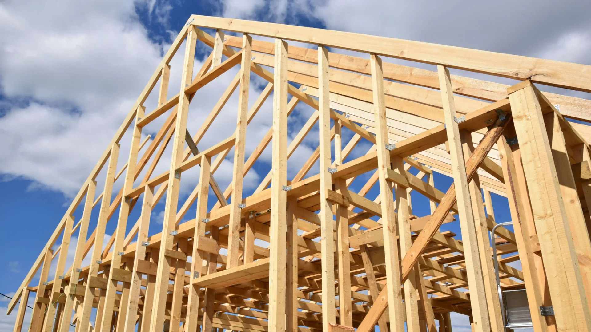 Wood Frame 5-Over-1 vs Precast Concrete for Calgary 6-Storey: 8 Decisions That Decide the Whole Project