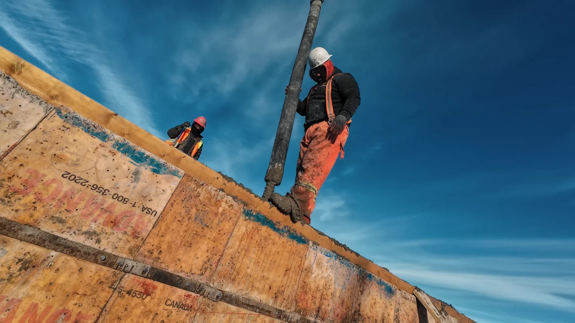 Boom pump or line pump: which does your Calgary concrete pour need?