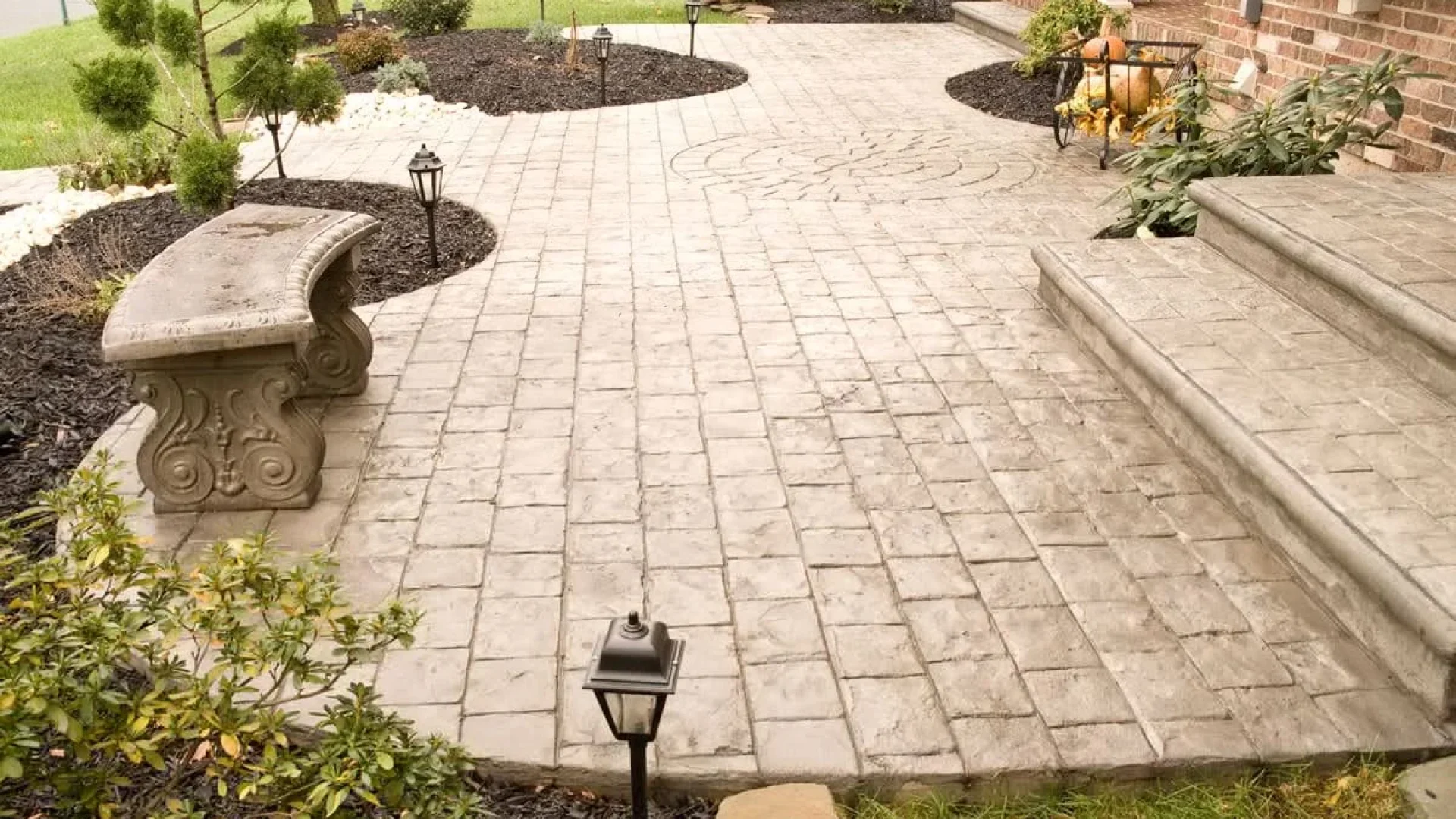 How Long Does Stamped Concrete Last? Lifespan and Durability Guide