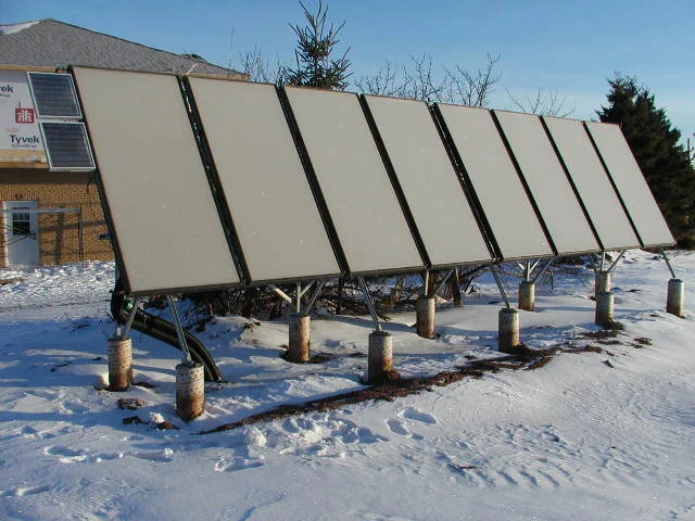 Solar radiant heat heated driveway system